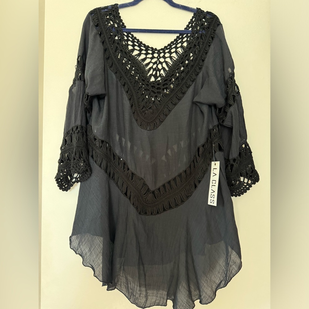 LA Class crochet swim cover up NWT